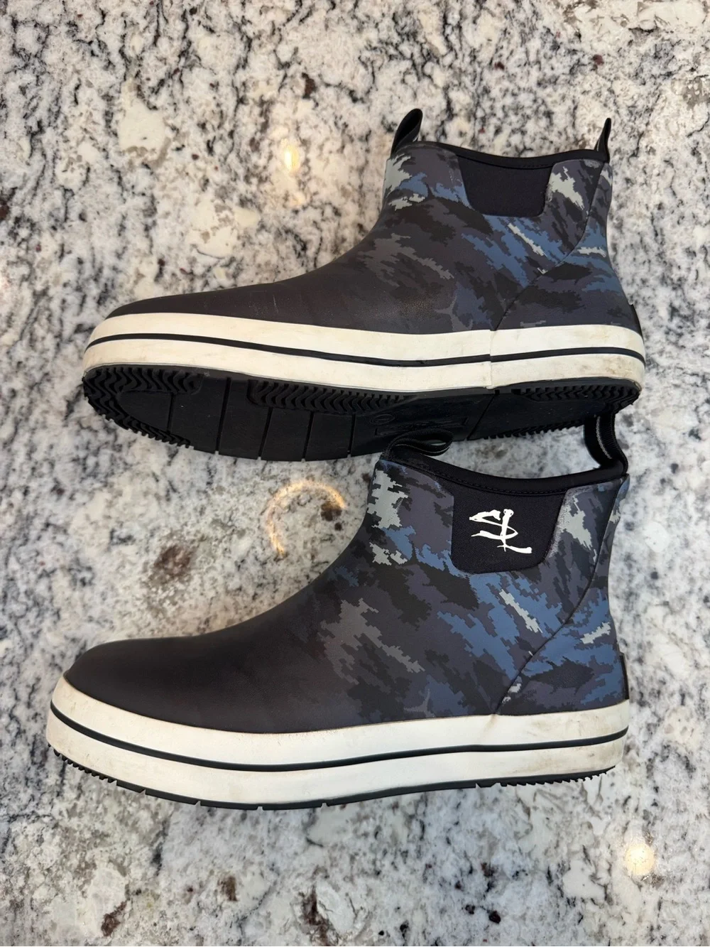 Salt Life Men’s Size 7 Waterproof Camo Deck Rain Boots Fishing Boating